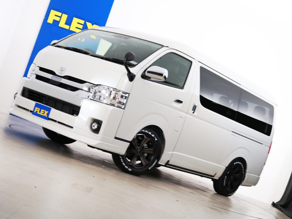 新車未登録　ハイエースワゴンＧＬ　ガソリン４ＷＤ　１０人乗り３ナンバー登録　寒冷地仕様　ＦＬＥＸオリジナル内装アレンジ【Ｖｅｒ１】！