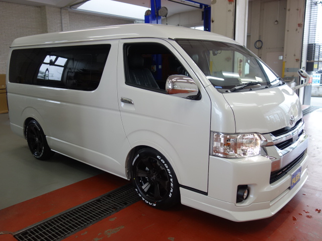 新車ワゴンＧＬツインナビパッケージ完成致しました！！店頭在庫車、即納車可能になります！！