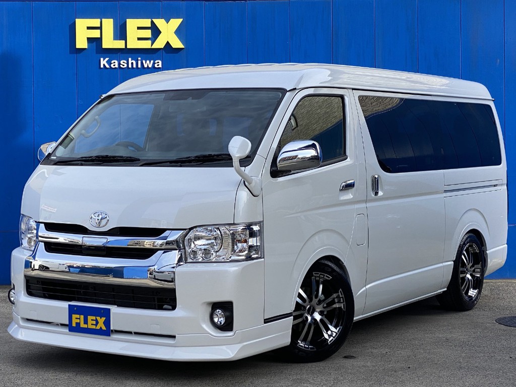 新車ハイエースワゴンＧＬ オリジナルシートアレンジＲ１ トリプルナビパッケージが入庫しました！！