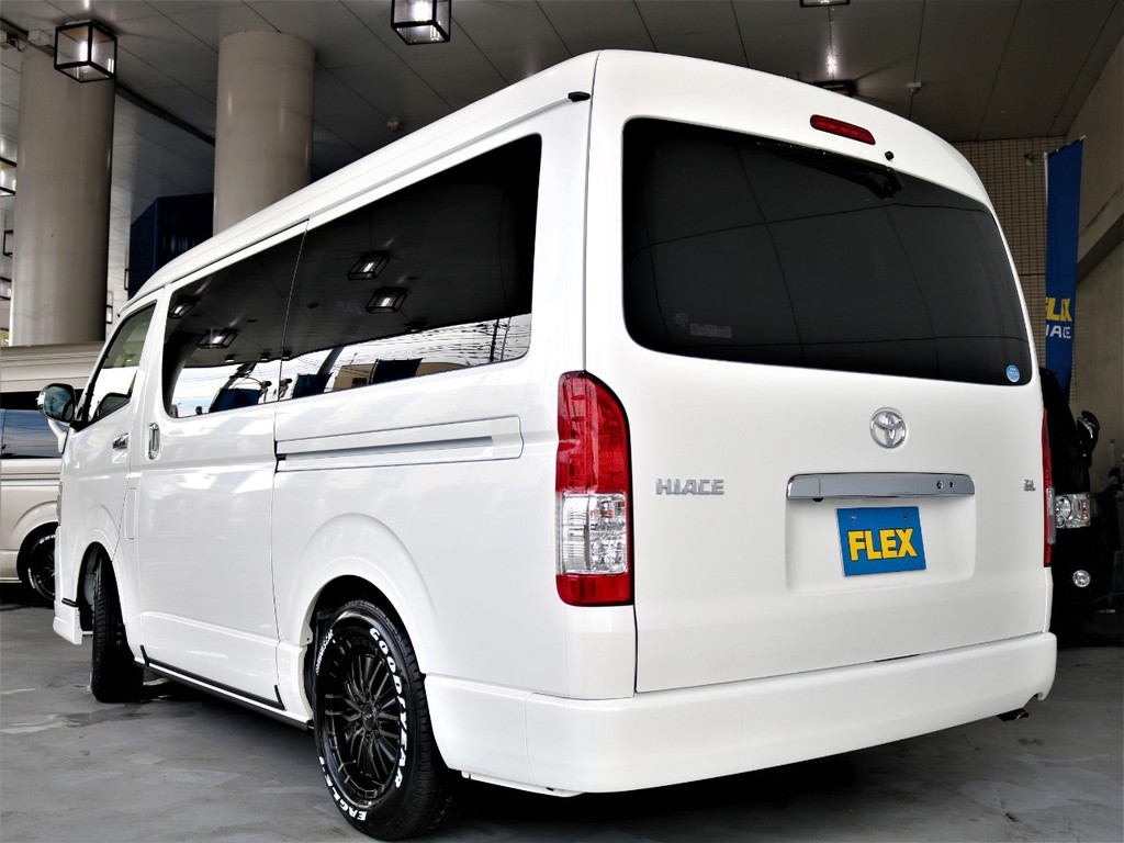 新車ハイエースW-GL!!!