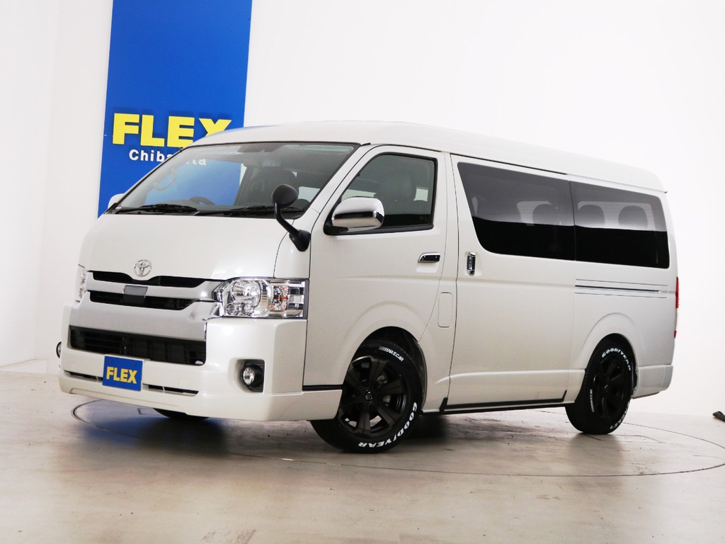 新車未登録　ハイエースワゴンＧＬ　ガソリン４ＷＤ　１０人乗り３ナンバー登録　寒冷地仕様　内装アレンジ【アレンジＡ－Ｓ】！