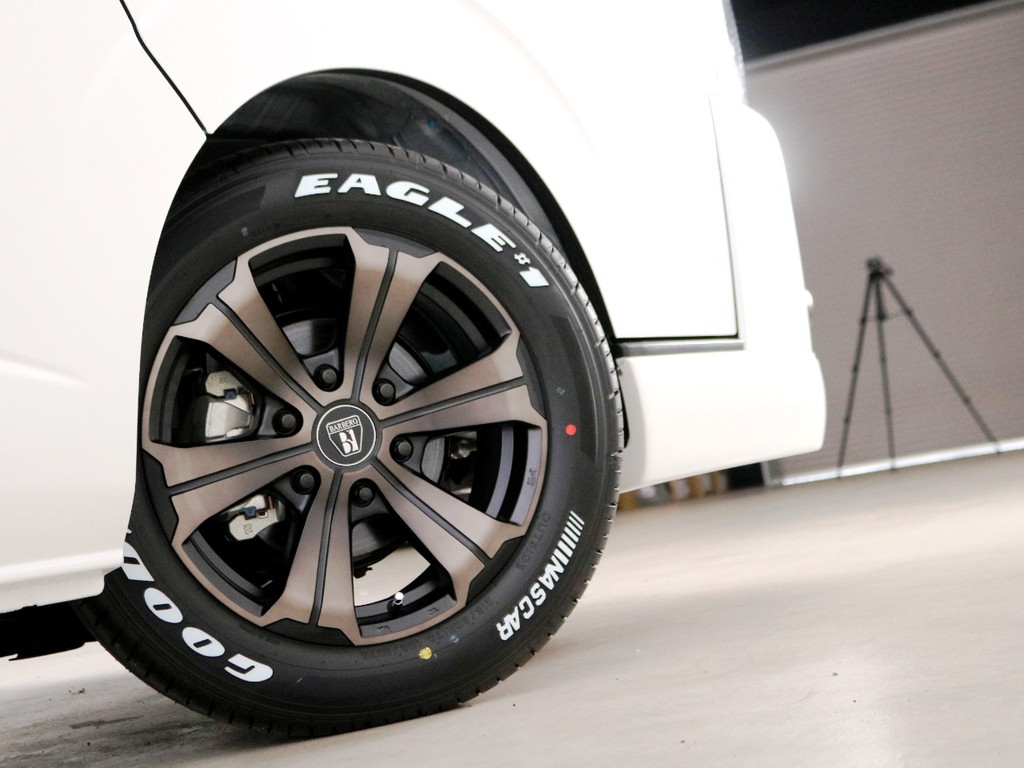 クリムソン　バルベグランデ　１７インチアルミホイール！ＦＬＥＸ限定カラー♪