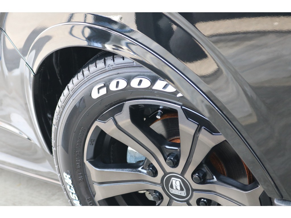 FLEXオリジナルオーバーフェンダー装着済み！スタイリッシュかつ車検にも対応！