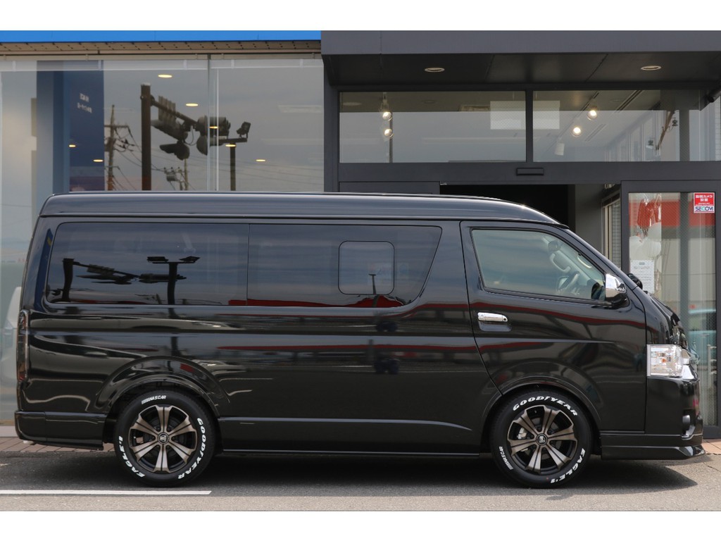 FLEXオリジナルカラーバルベロ17インチアルミホイール！グッドイヤーイーグルナスカータイヤ！