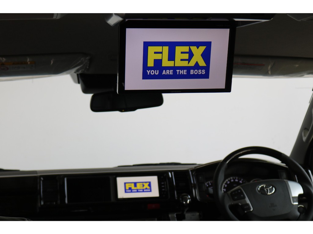 新品カロッツェリア製後席フリップダウンモニター！綺麗な映像をお楽しみ頂けます！