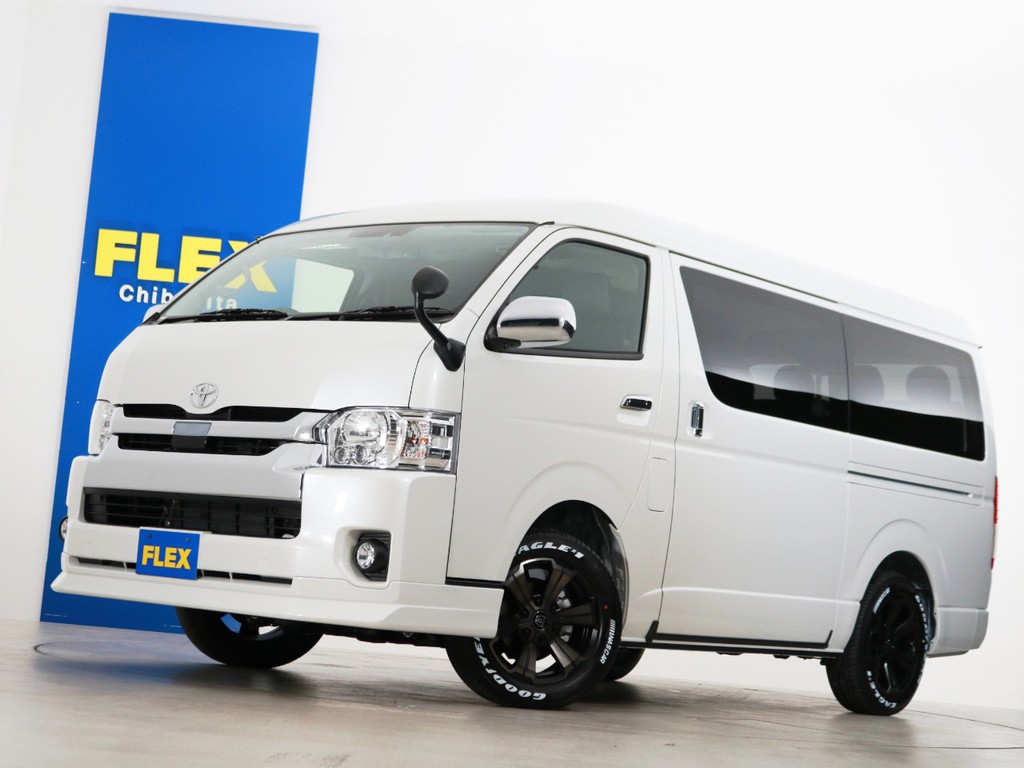 新車未登録　ハイエースワゴンＧＬ　ガソリン４ＷＤ　１０人乗り３ナンバー登録　寒冷地仕様　ＦＬＥＸオリジナル内装アレンジ【Ｖｅｒ１】！