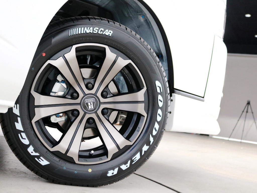 クリムソン　バルベログランデ　１７インチアルミホイール！ＦＬＥＸ限定カラー♪
