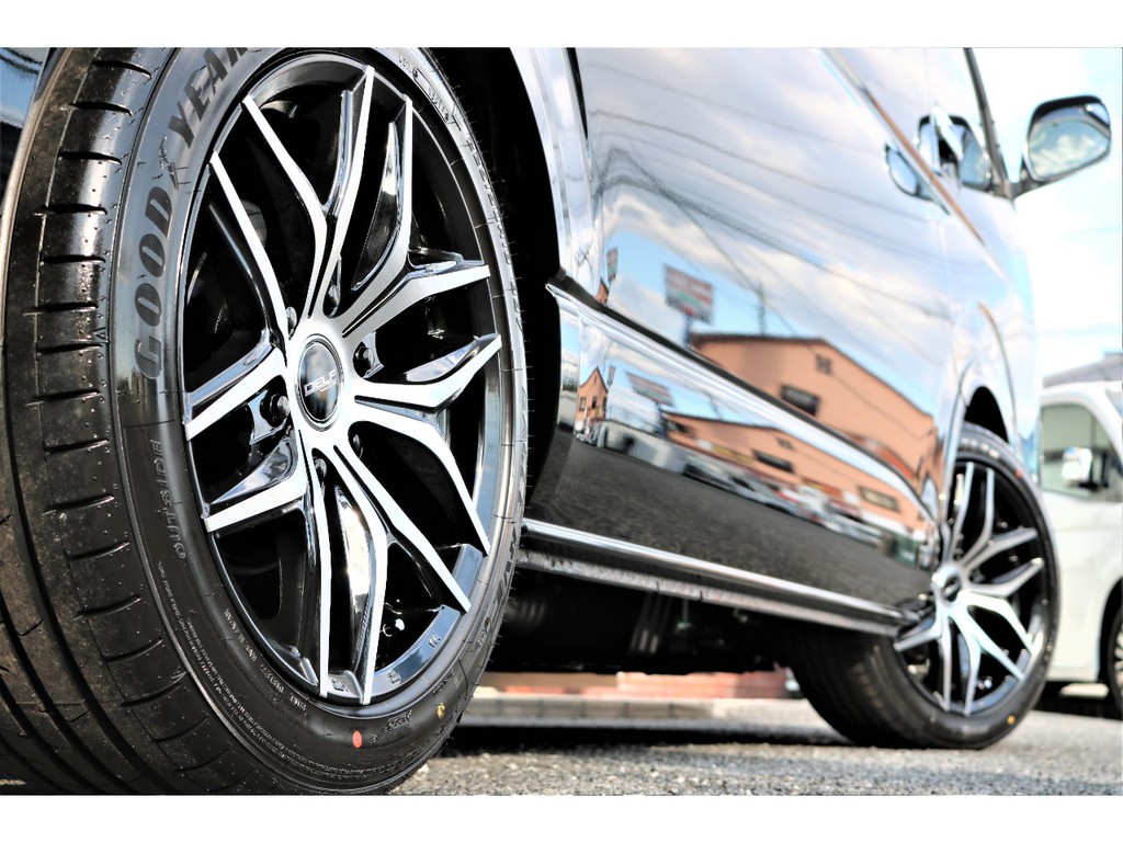 Ｄｅｌｆ０１　１８インチアルミホイール！