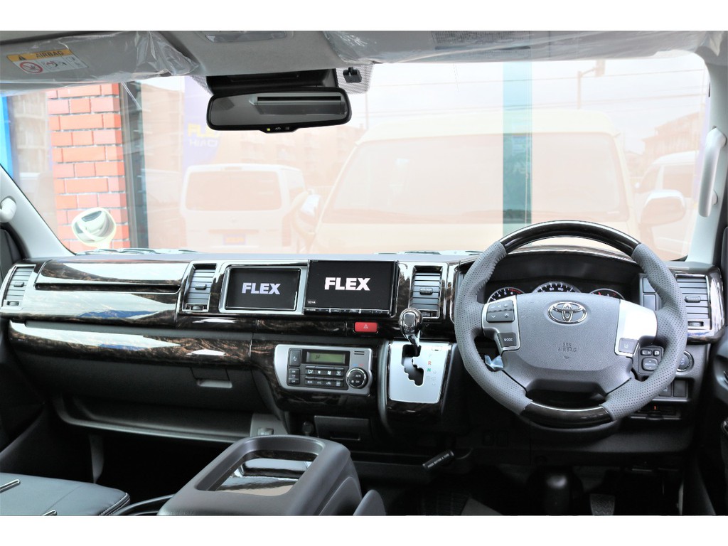 お出掛けが楽しみになるインテリアコクピット！