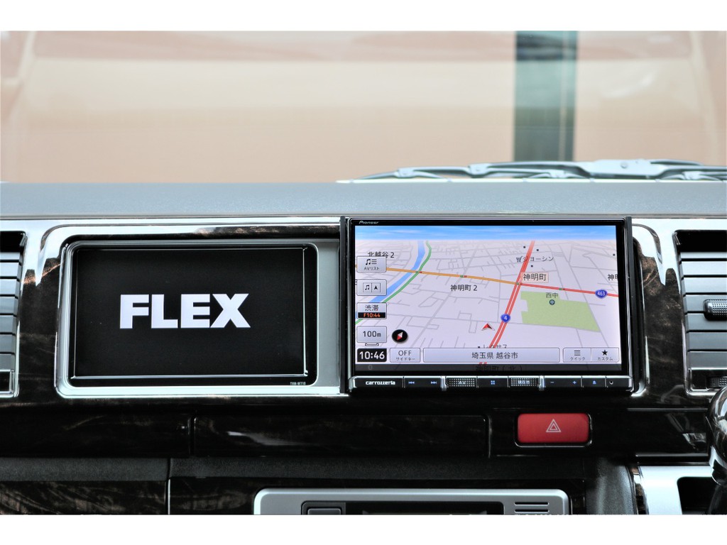 走行時も活躍してくれる人気のサブモニター！