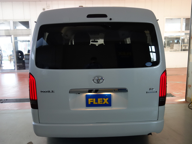 新車ファインテックツアラートリプルナビパッケージ完成！！ＦＬＥＸオリジナルパーツ多数装備！！