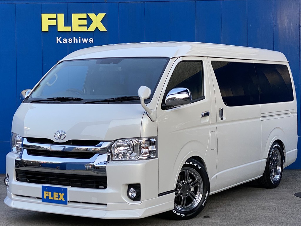 新車ハイエースワゴンＧＬ オリジナルシートアレンジＶｅｒ２ トリプルナビパッケージが入庫しました！！