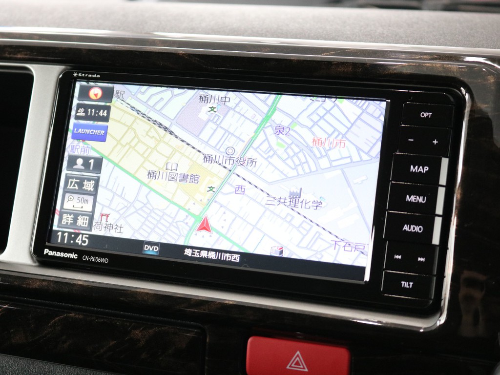 パナソニックストラーダSDナビ※音楽録音・DVD再生・フルセグ・Bluetooth接続可！