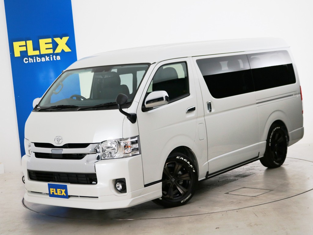 新車未登録　ハイエースワゴンＧＬ　ガソリン４ＷＤ　１０人乗り３ナンバー登録　寒冷地仕様　内装アレンジ【アレンジＡ－Ｓ】！
