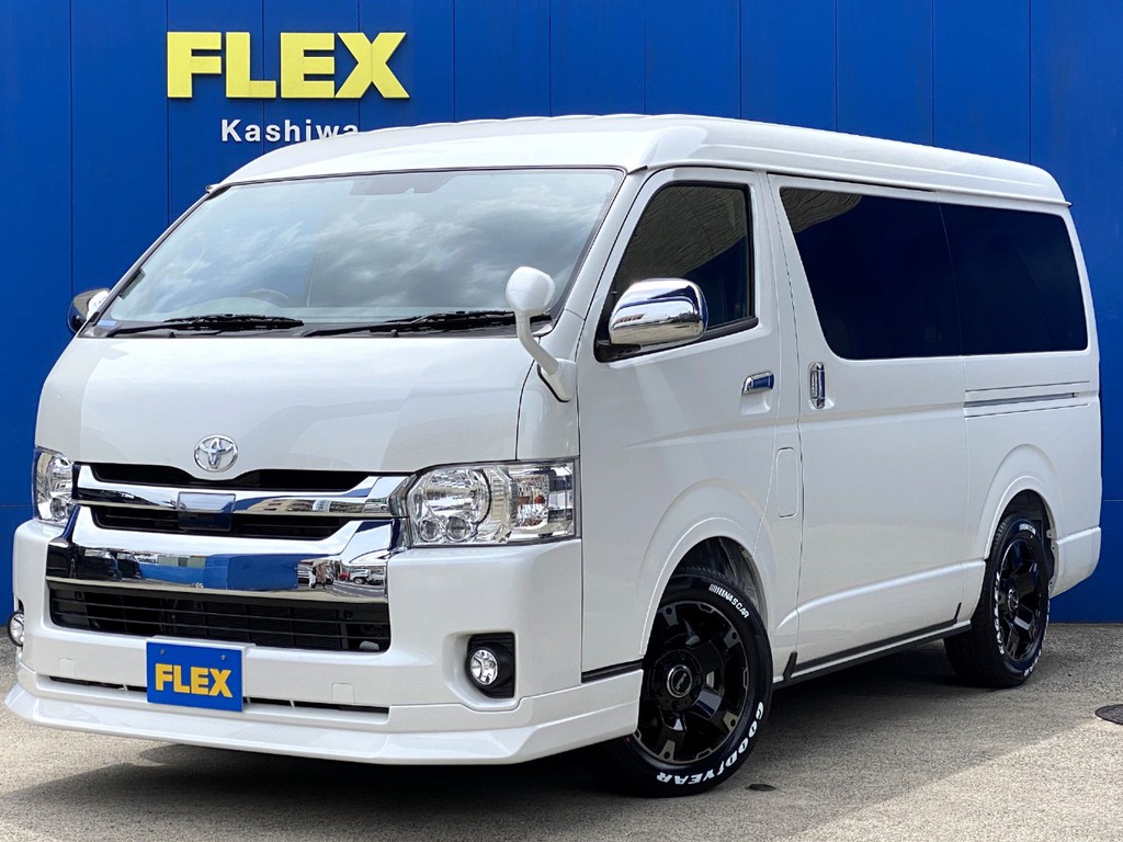 新車ハイエースワゴンＧＬ４ＷＤ ＦＬＥＸオリジナルシートアレンジＶｅｒ１ トリプルナビパッケージが入庫しました！！