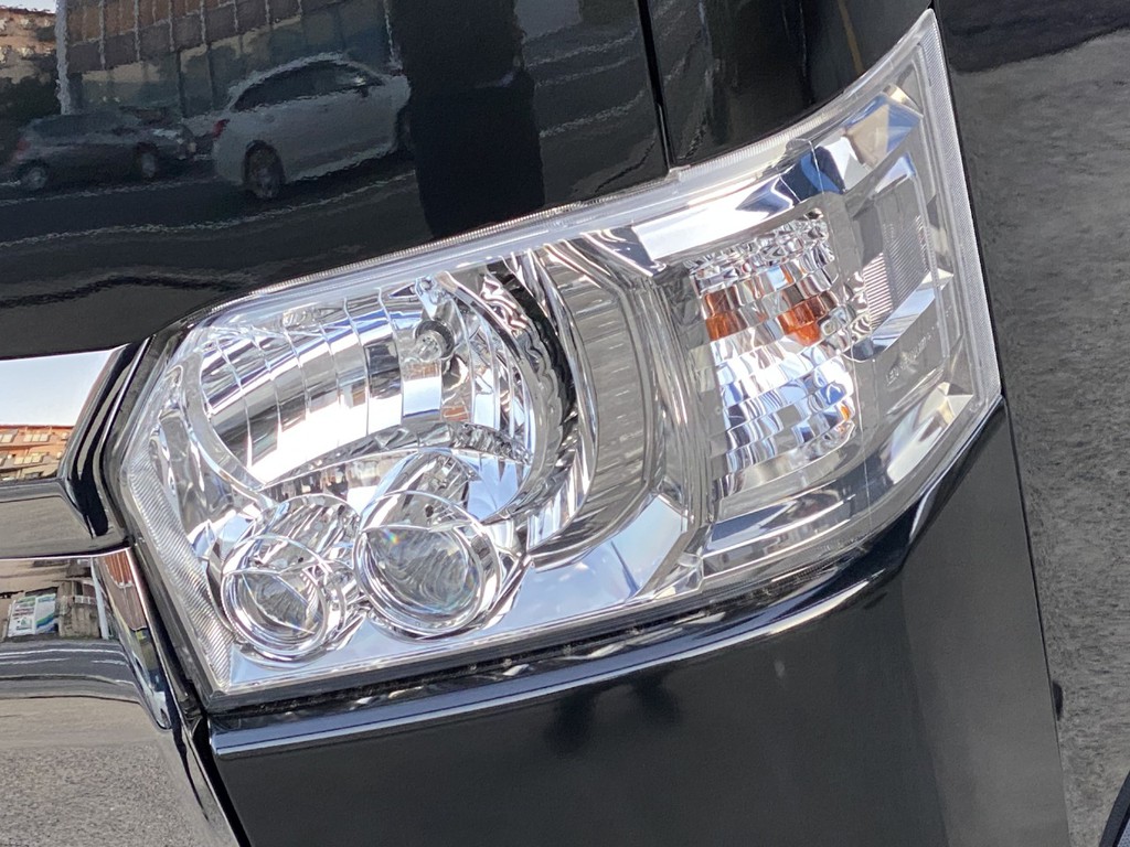 ダークプライムⅡにはＬＥＤヘッドライト標準装備！！