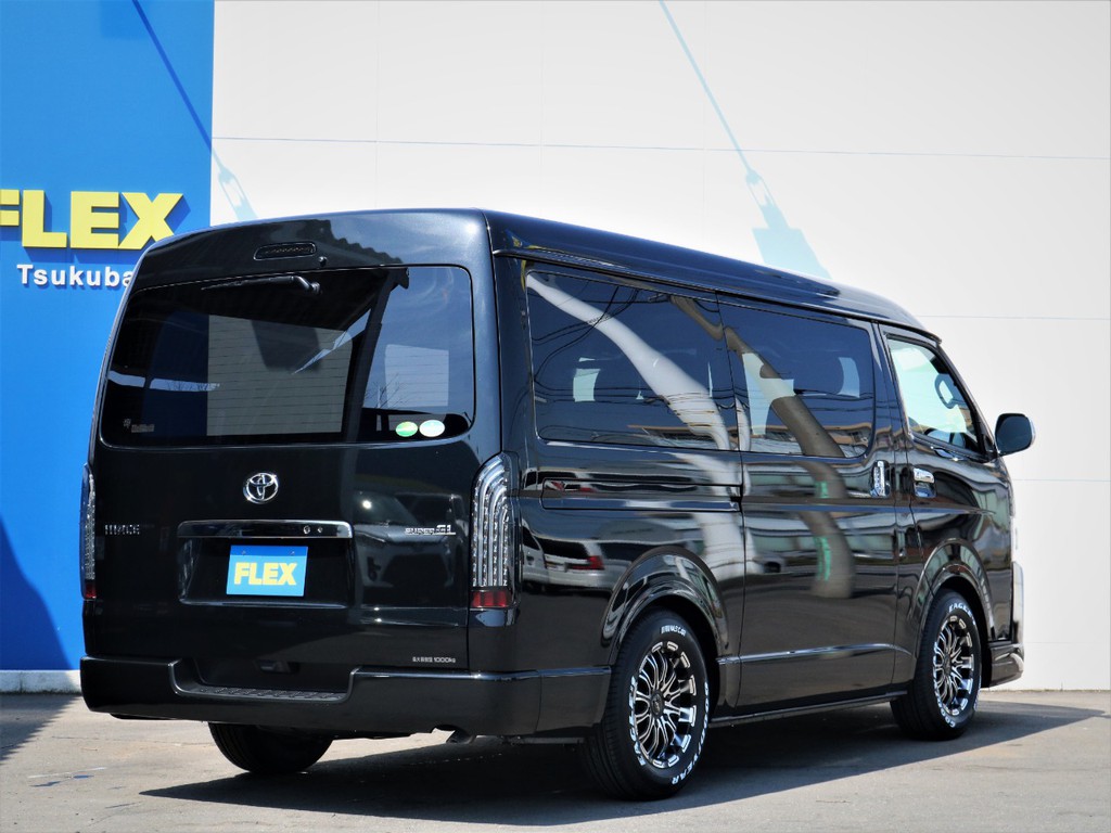 茨城県最大級のハイエース専門店！新車から中古車までラインナップ！