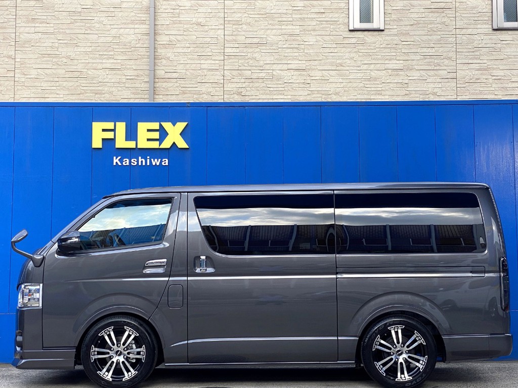 メーカーオプション 両側パワースライドドア完備！！フルエアロなどの追加オーダーもお任せください！！
