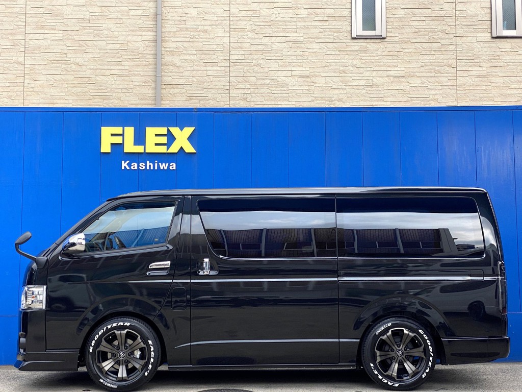メーカーオプション 両側パワースライドドア完備！！フルエアロの追加オーダーもお任せください！！