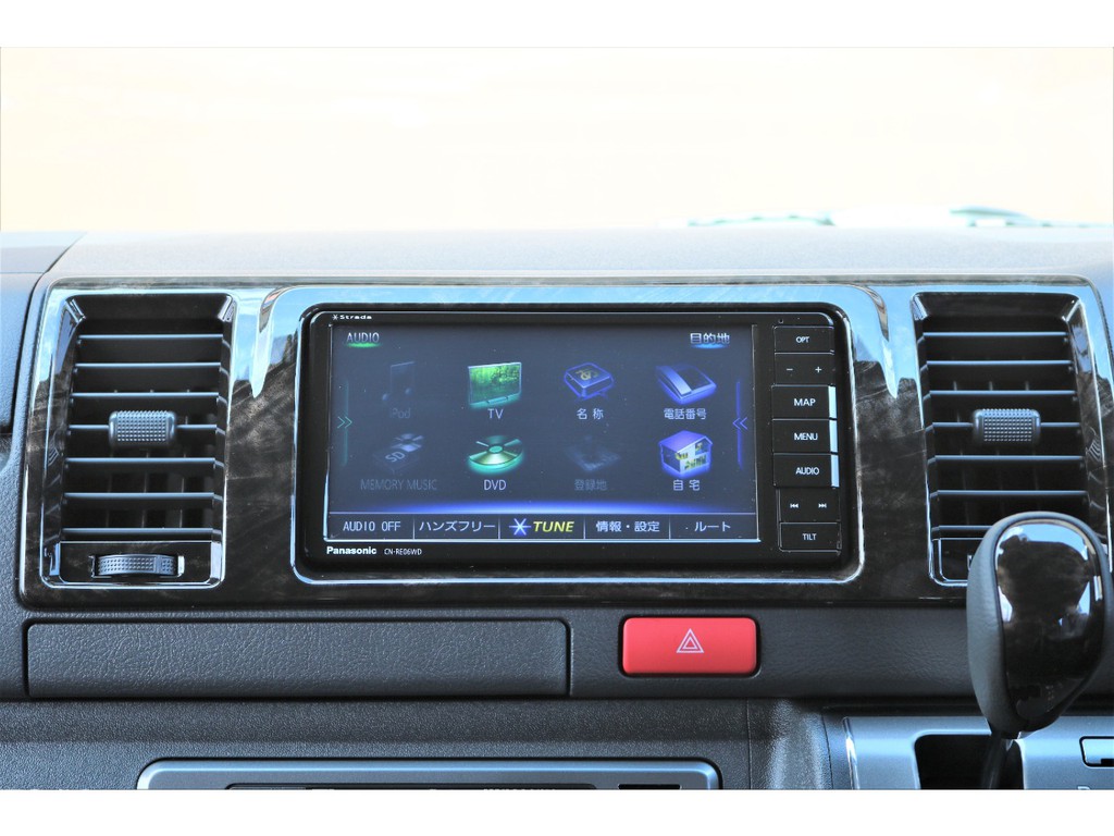 バックカメラ、ＤＶＤ、Bluetooth接続など様々な機能付きです♪