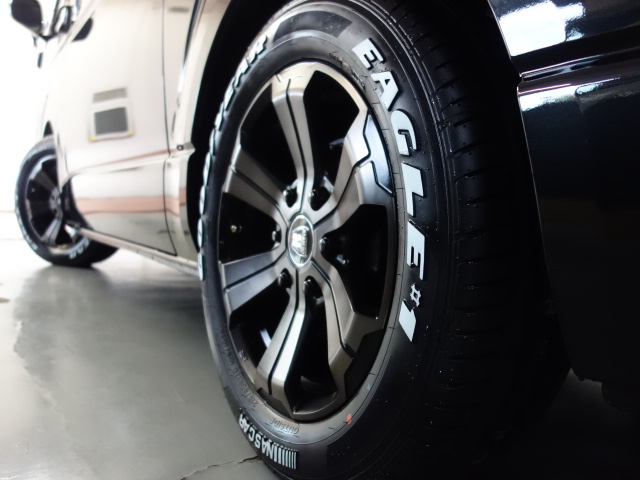 新車ハイエースＶダークプライムⅡナビパッケージ完成致しました！！店頭在庫車、即納車可能になります！！