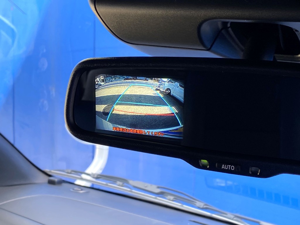 メーカーオプション リア防眩バックカメラミラー完備！！