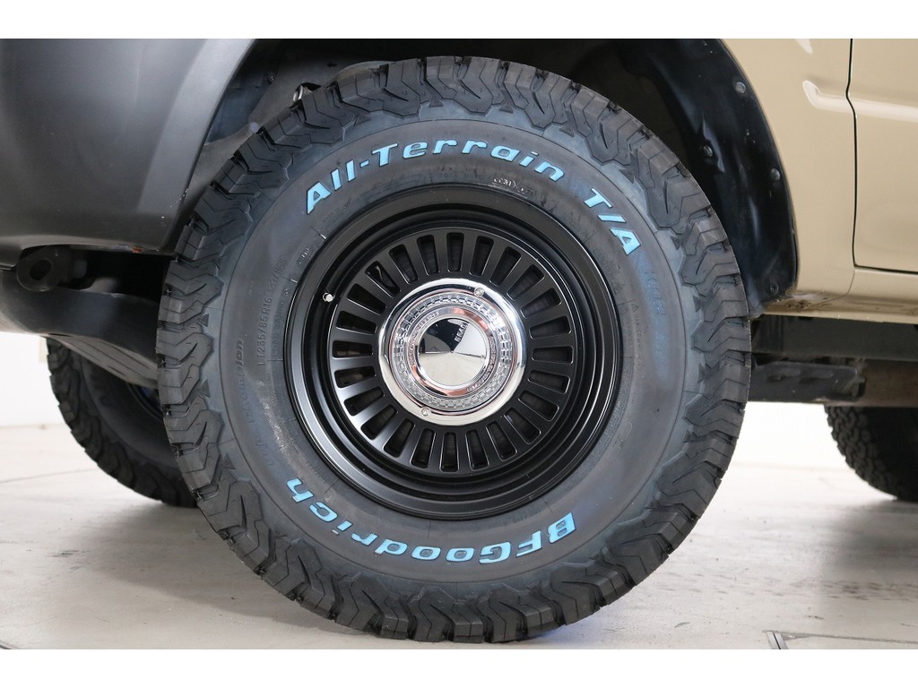 タイヤは新品BFGoodrich オールテレーン☆