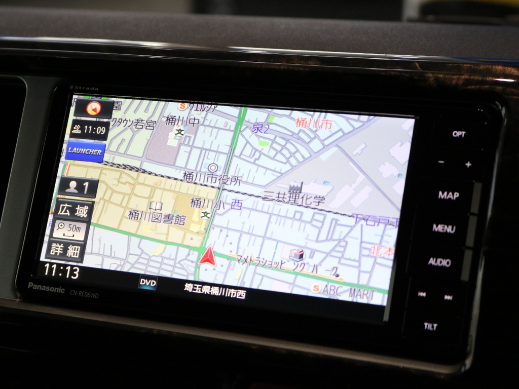パナソニックストラーダSDナビ！※音楽録音.DVD再生.Bluetooth接続、フルセグ！