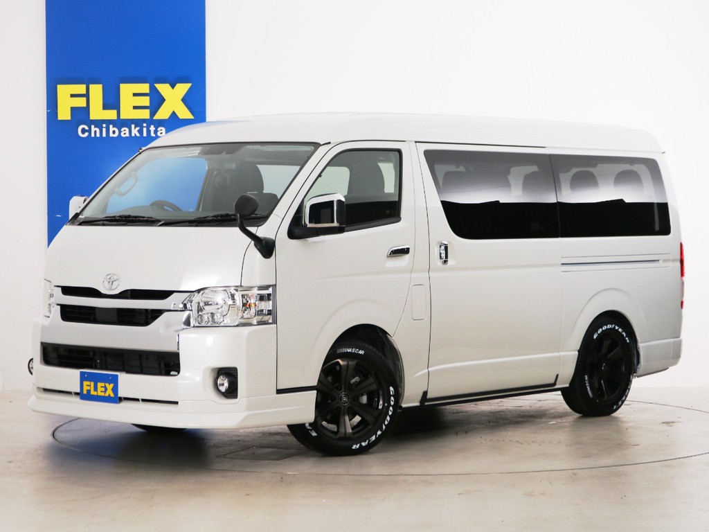 新車未登録　一部改良後【新型】　ハイエースワゴンＧＬ　ガソリン４ＷＤ　トヨタ純正特別架装車【ファインテックツアラー】！