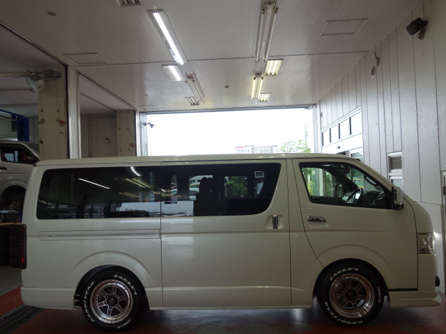 新車ダークプライムⅡ２８００ディーゼルターボナビパッケージ完成致しました！！即納車可能になります！！