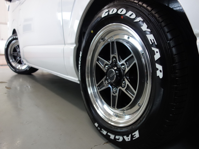 新車ダークプライムⅡ２８００ディーゼルターボナビパッケージ完成致しました！！即納車可能になります！！