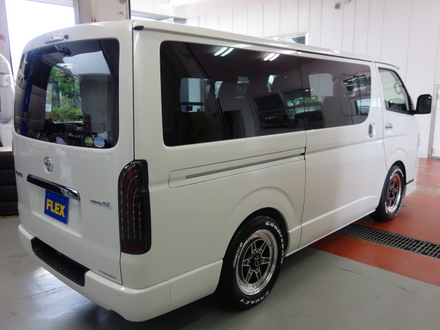 新車ダークプライムⅡ２８００ディーゼルターボナビパッケージ完成致しました！！即納車可能になります！！