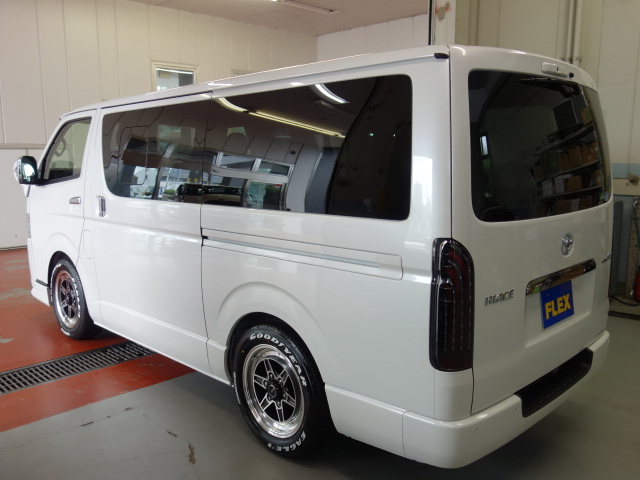 新車ダークプライムⅡ２８００ディーゼルターボナビパッケージ完成致しました！！即納車可能になります！！