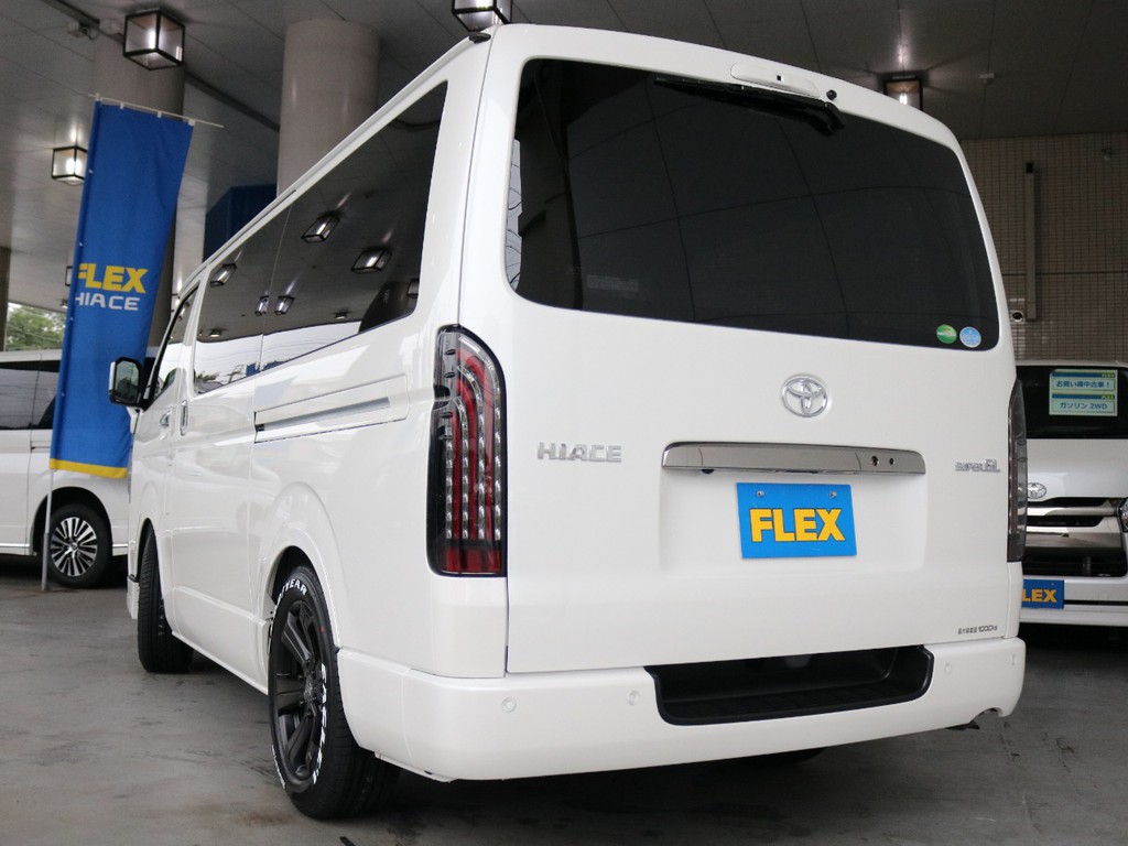 新型！ハイエース！ダークプライムⅡ(特別仕様車)！パールホワイト！ディーゼル2WD☆