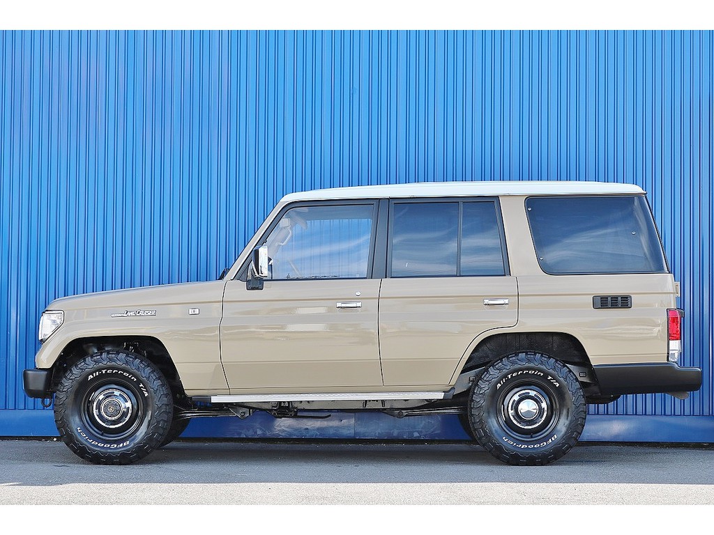 純正車高になります！2インチリフトアップ施工なども可能です☆