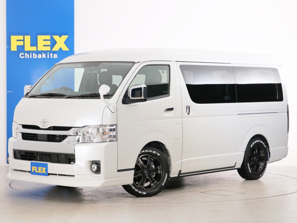 新車未登録　ハイエースワゴンＧＬ　ガソリン４ＷＤ　ＦＬＥＸオリジナル内装アレンジ【Ｖｅｒ２】！