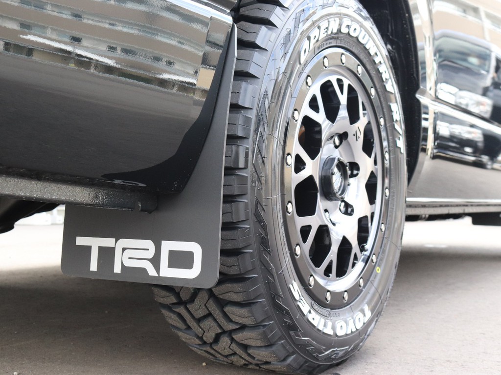 TRDマッドフラップ付き！