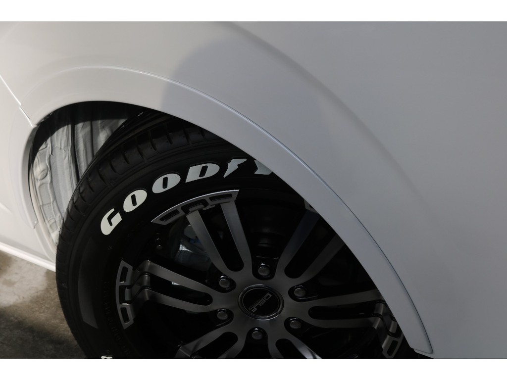 フレックスオリジナルオーバーフェンダー装着済み!