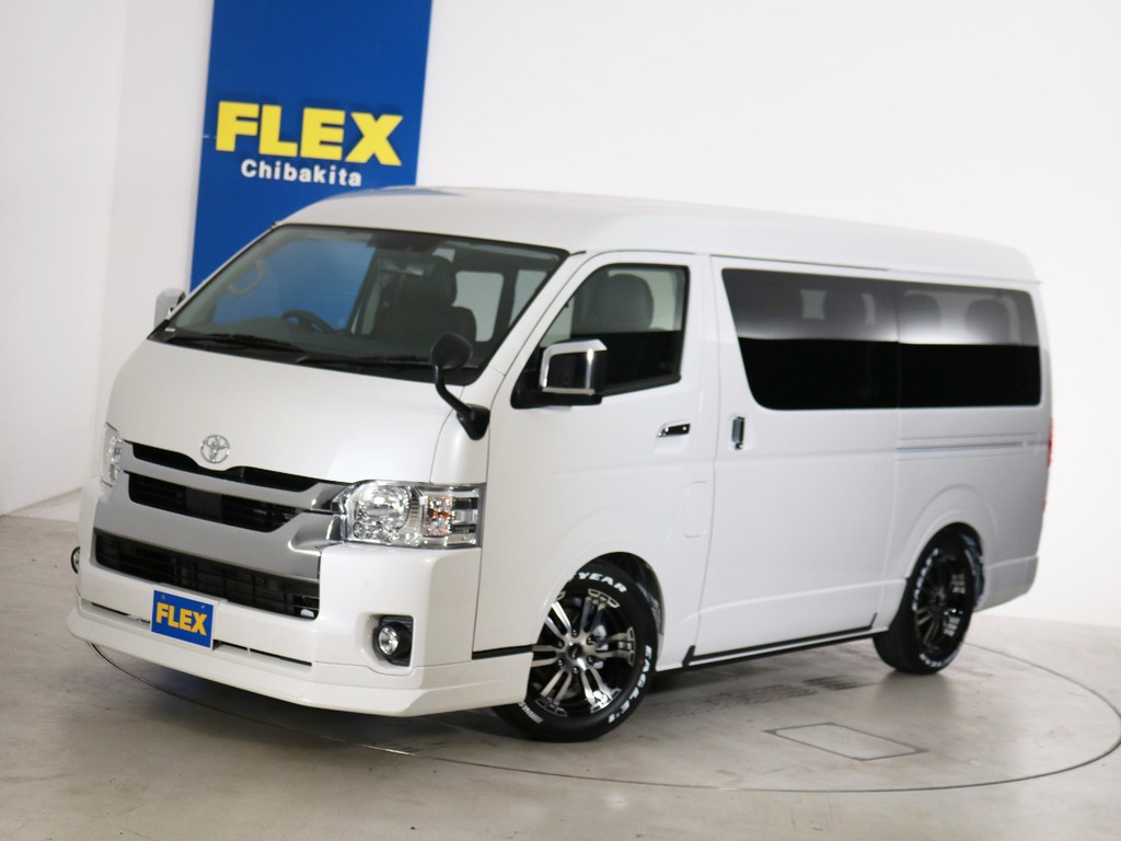 新車未登録　ハイエースワゴンＧＬ　一部改良後【新型】　ガソリン４ＷＤ　１０人乗り３ナンバー登録　寒冷地仕様　内装アレンジ【アレンジＡ－Ｓ】！