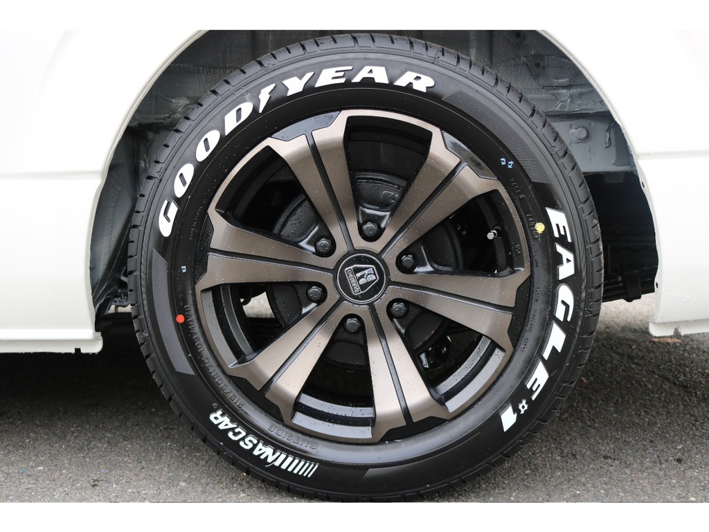 ＦＬＥＸバルベロ１７インチアルミ！ＧＯＯＤＹＥＡＲタイヤ