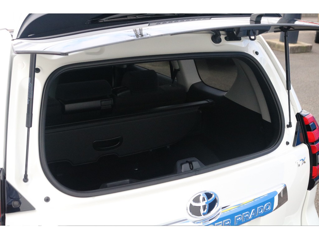 車を購入し、フルノーマルからカスタムするとなると、数十万円の高額な費用がまた掛かってしまいます！当店の新車在庫車であれば、そういったカスタム分も含めてローンでご購入が可能ですよ♪