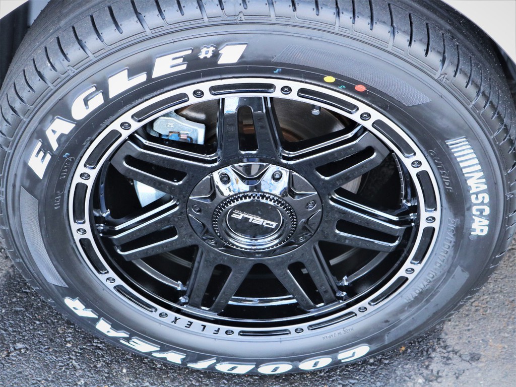 デルフ１７インチアルミホイール、ナスカータイヤ！