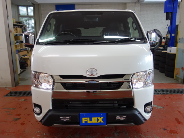 新車ダークプライムⅡ２８００ディーゼル４ＷＤ、ナビベットＫＩＴパッケージ完成致しました！！店頭在庫車、即納車可能になります！！