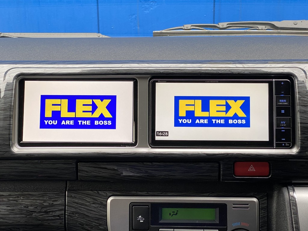 助手席の方も見やすいカロッツェリア サブモニターを装着！！