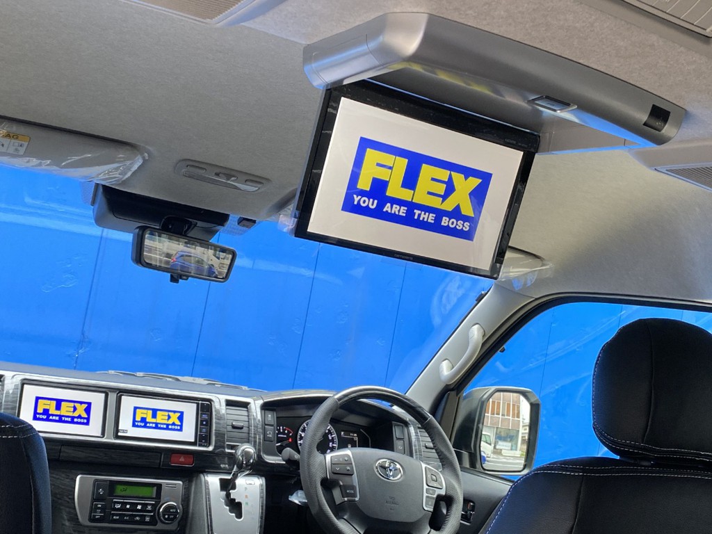 後席専用カロッツェリア フリップダウンモニター完備！！