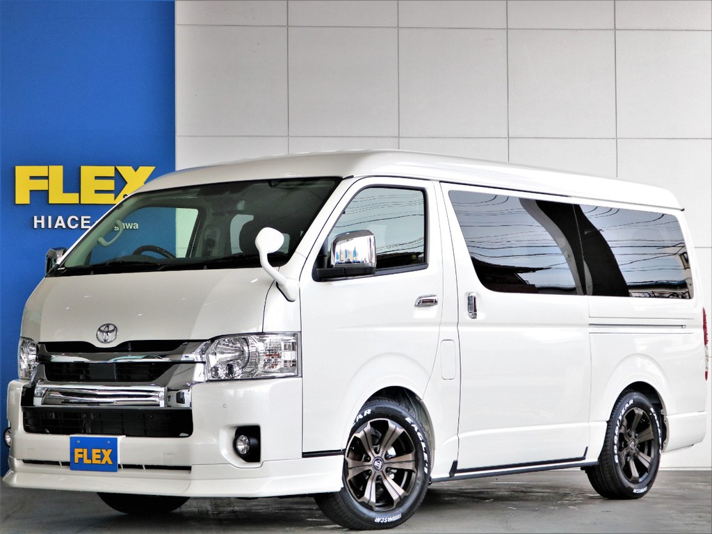 新車　ハイエース　ワゴンGL　４WD　寒冷地仕様　ファミリーに人気のパッケージ♪♪　ベッドキット＆フローリング　ナビ＆フリップダウンモニター