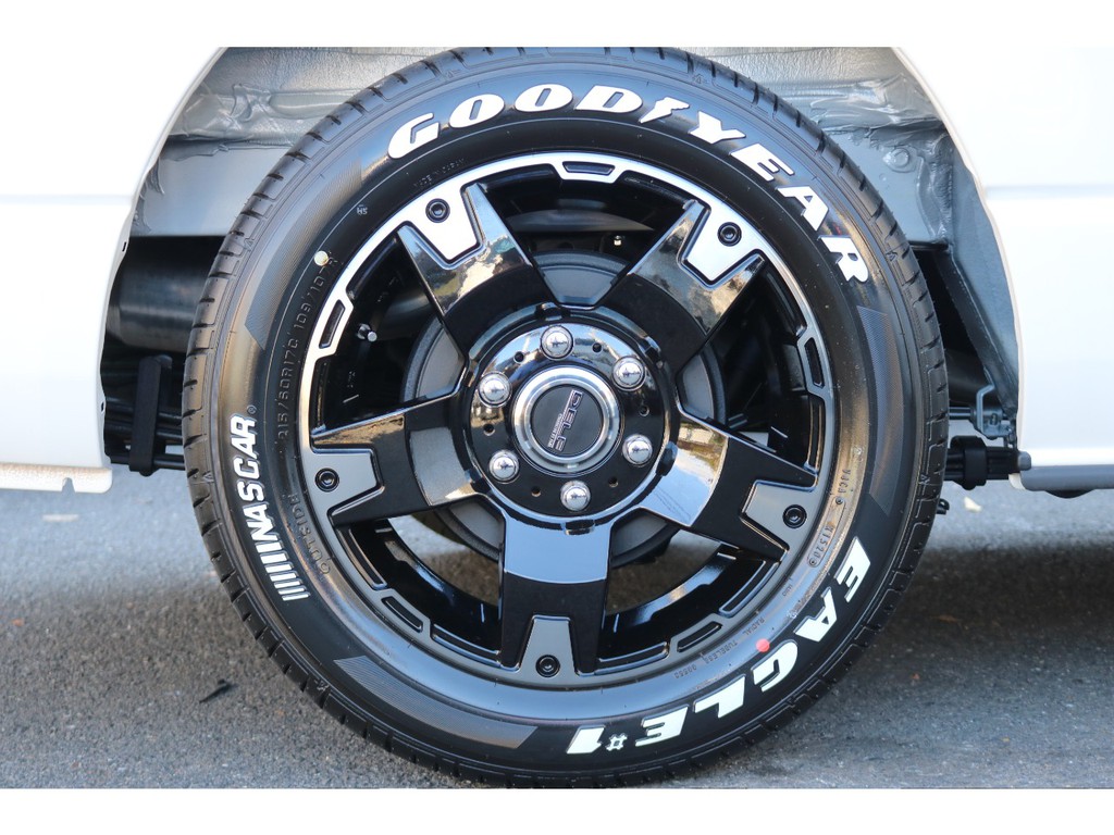 ＦＬＥＸ　Ｄｅｌｆ０３　１７インチアルミ＆ＧＯＯＤＹＥＡＲタイヤ