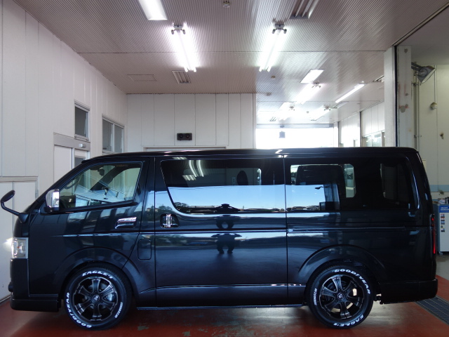 新車ダークプライムⅡ２０００ガソリン２ＷＤナビパッケージ完成致しました！！店頭在庫車、即納車可能になります！！