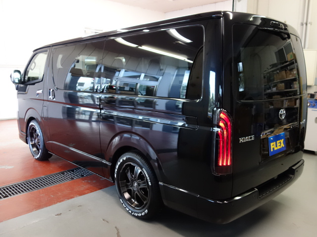 新車ダークプライムⅡ２０００ガソリン２ＷＤナビパッケージ完成致しました！！店頭在庫車、即納車可能になります！！