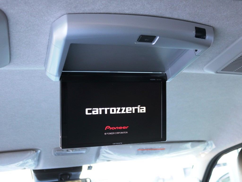 カロッツェリアリアフリップダウンモニター